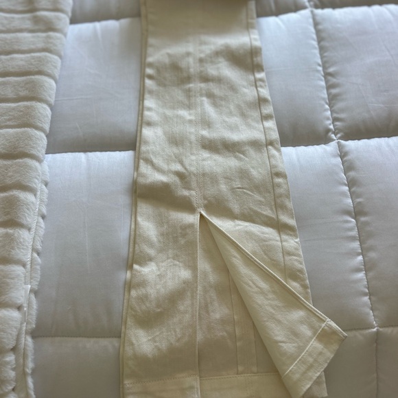 Cinq a Sept Cream High Rise Jeans - Picture 2 of 4